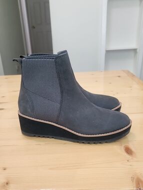 EILEEN FISHER Lilou Grey Nubuck Knit Wedge Chelsea Booties 8.5
